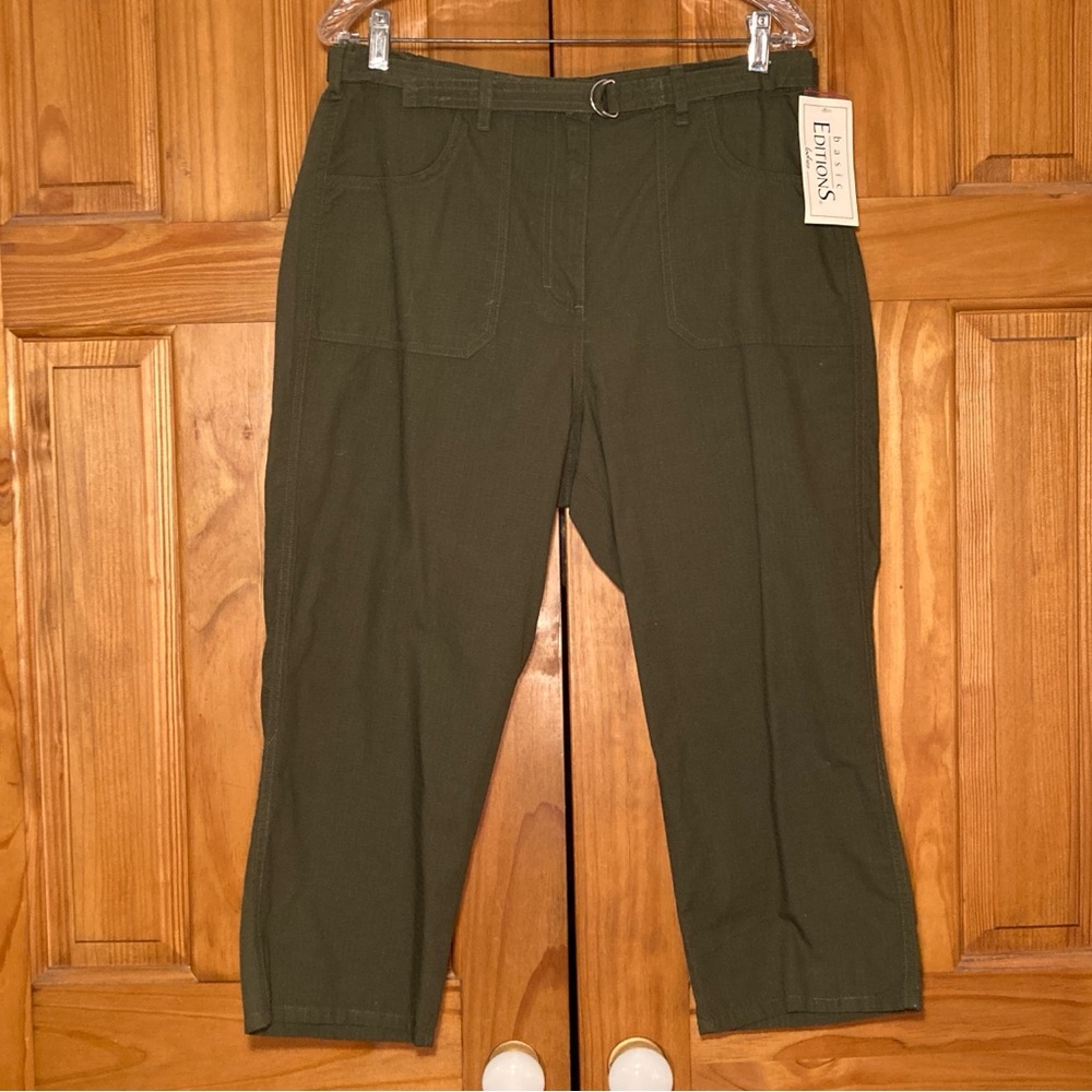 NWT Basic Editions Vintage 90s Ripstop Capri Green Size 14